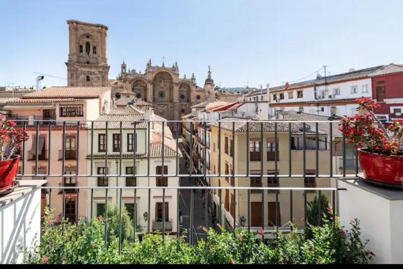 Апартаменты El Palomar De La Catedral Atico Espectacular Гранада Экстерьер фото